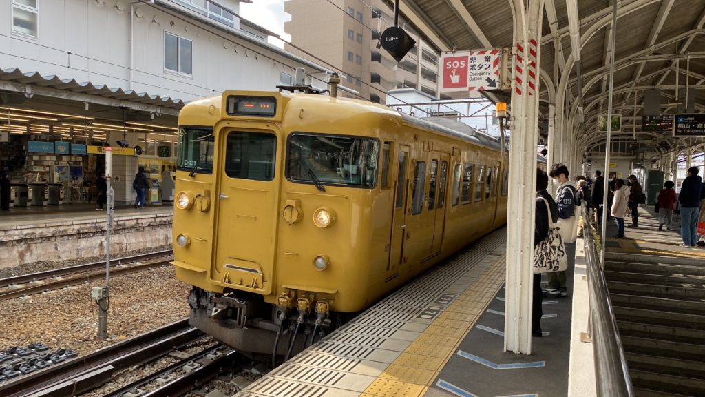 尾道駅の普通列車