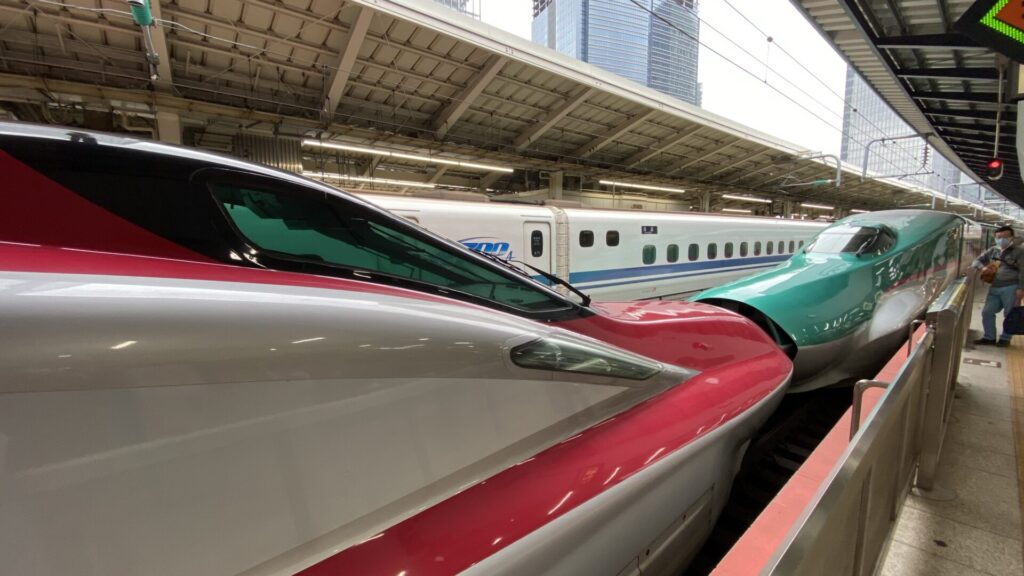東北新幹線「はやぶさ」は全席指定席 それなりに埋まるが直前でも空席がある