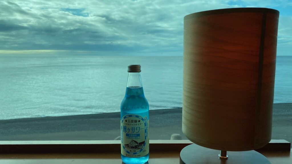 リゾートしらかみで日本海を眺める絶景旅