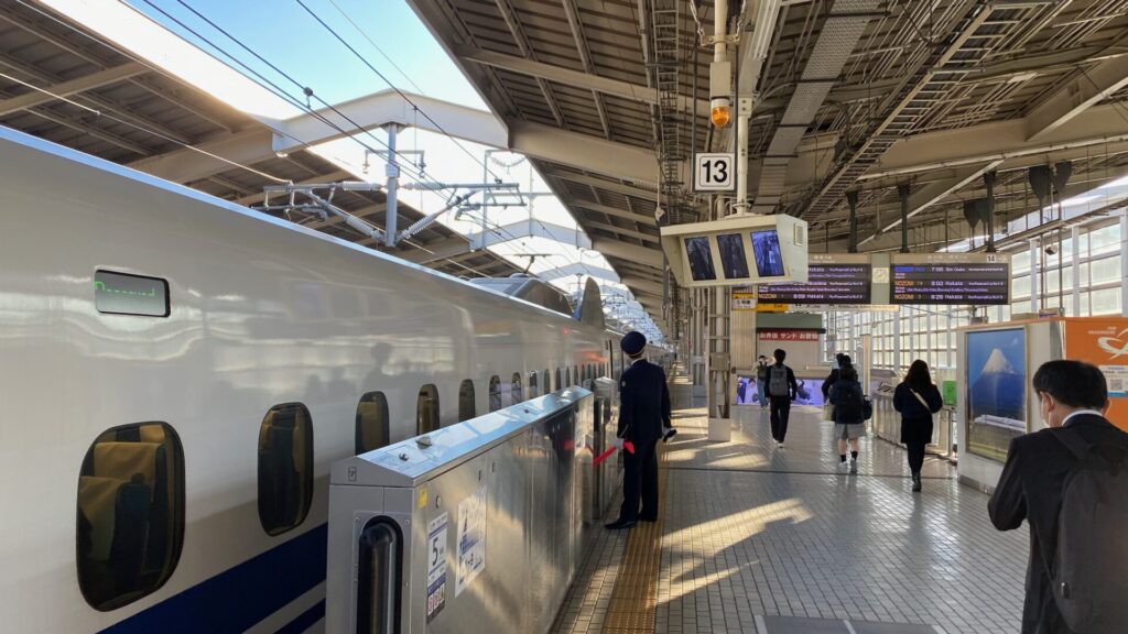 東海道新幹線で京都へ