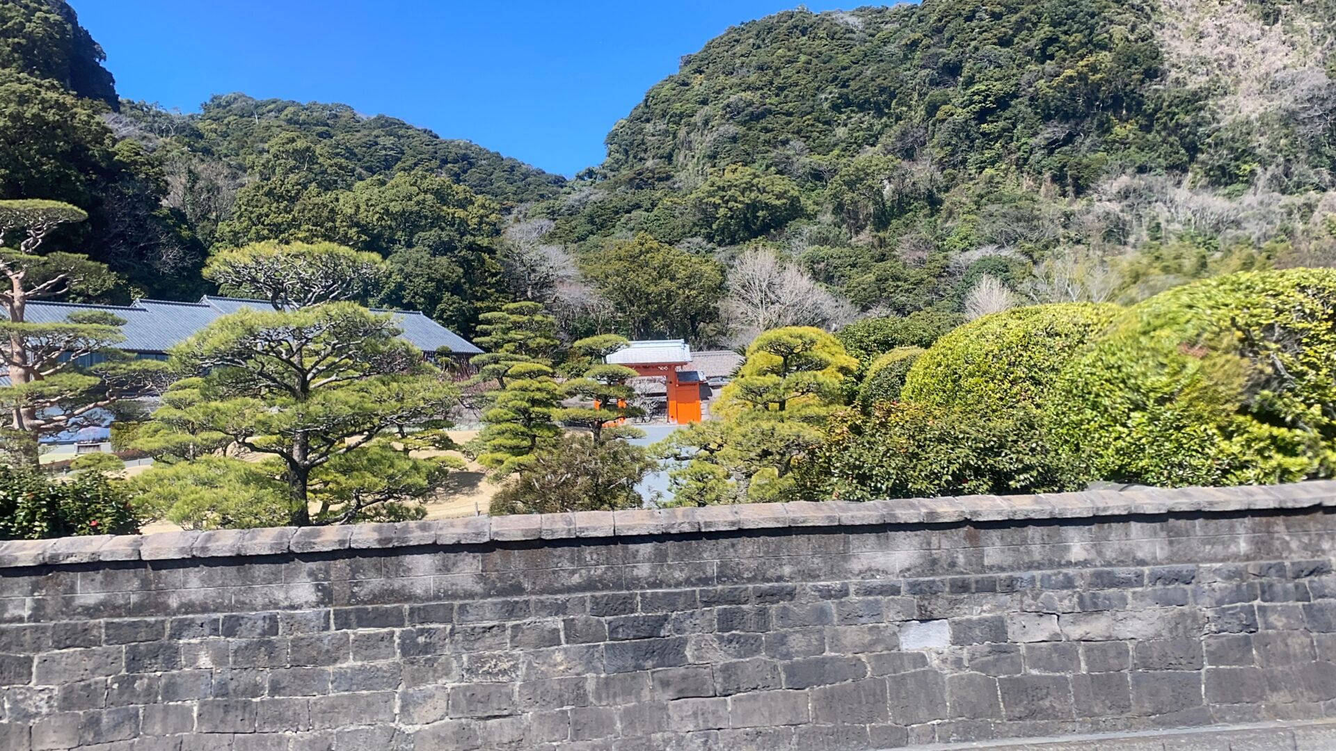 鹿児島中央から隼人へ 桜島を見ながら絶景を走る