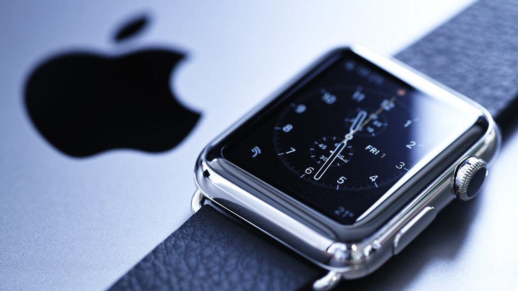 Apple WatchのApple Payも活用しつつリアルカードも必要な今日
