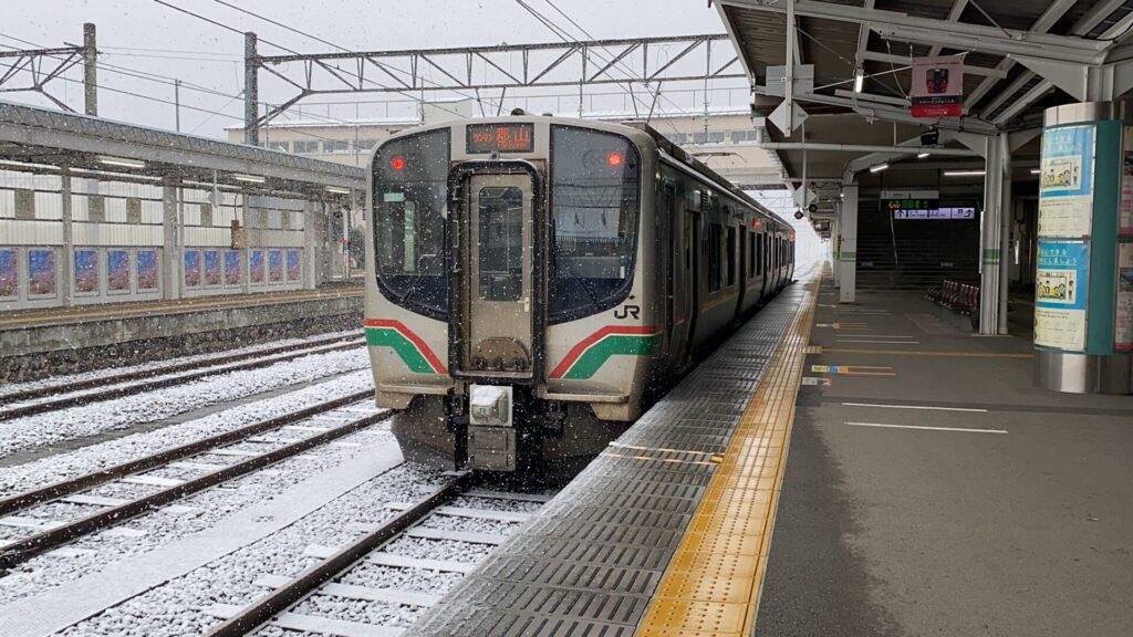 磐越西線は、福島県・郡山から新潟県・新津を結ぶ