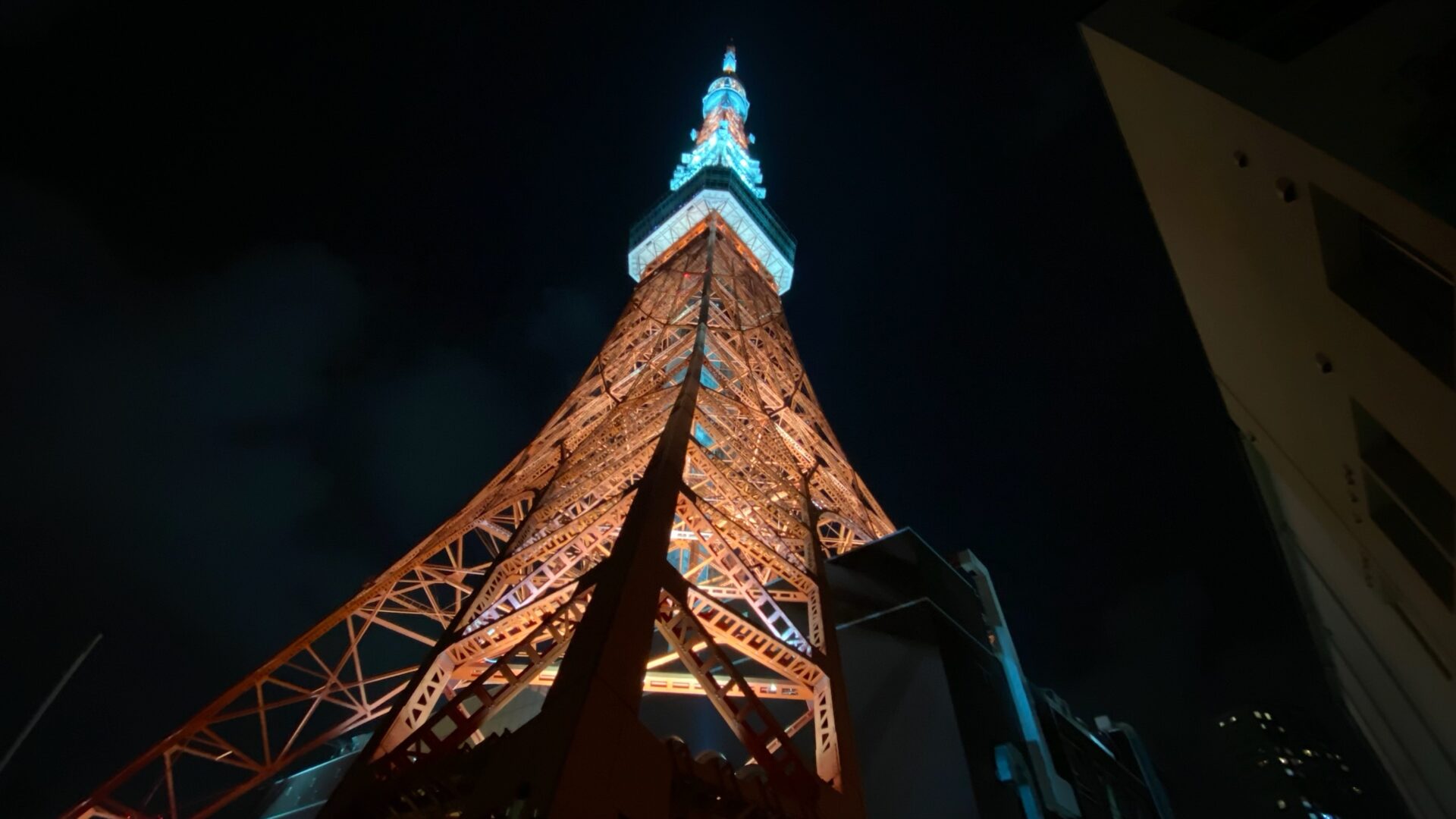 日本の「展望台」の原点　東京タワー