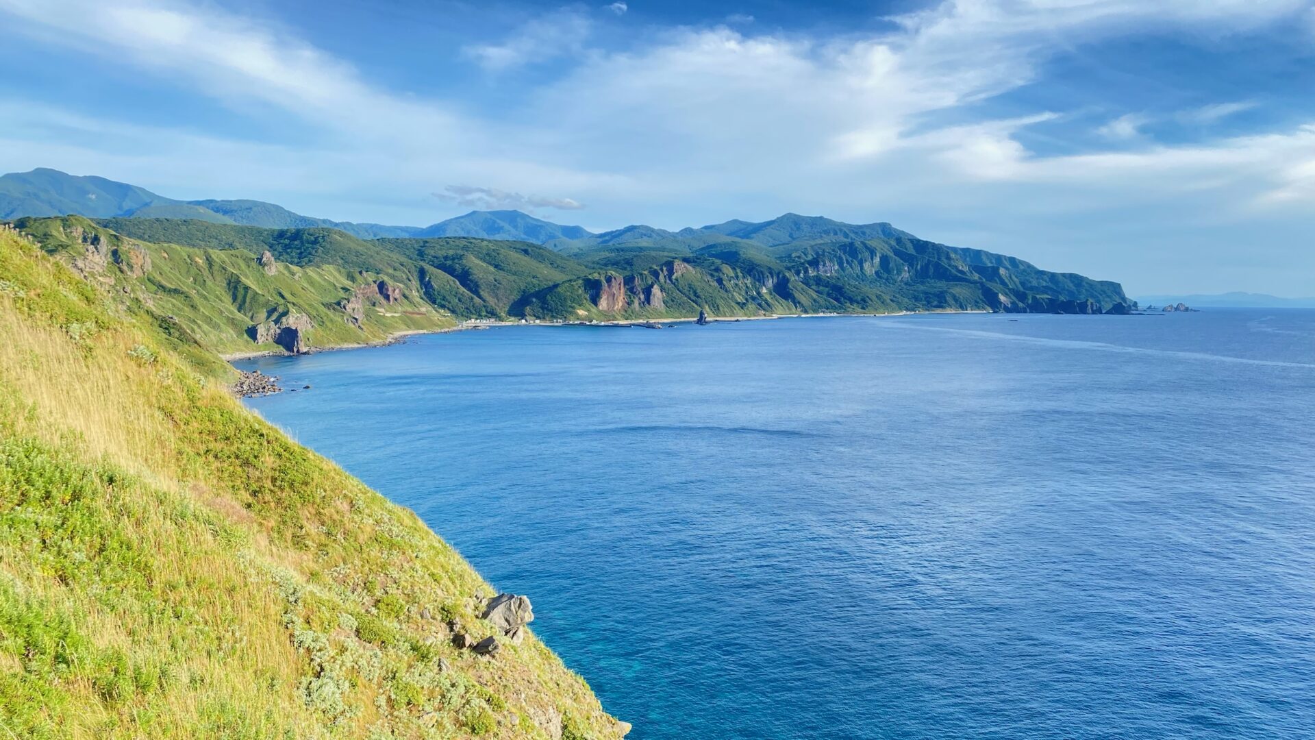 積丹半島・神威岬へ行ってきた 北海道らしい積丹ブルーの絶景は必見！