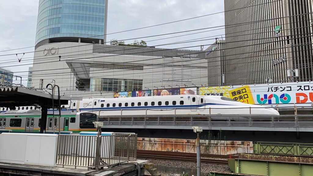 東京から、岡山から、広島から、博多からも新幹線から近鉄へ乗り換えで便利！