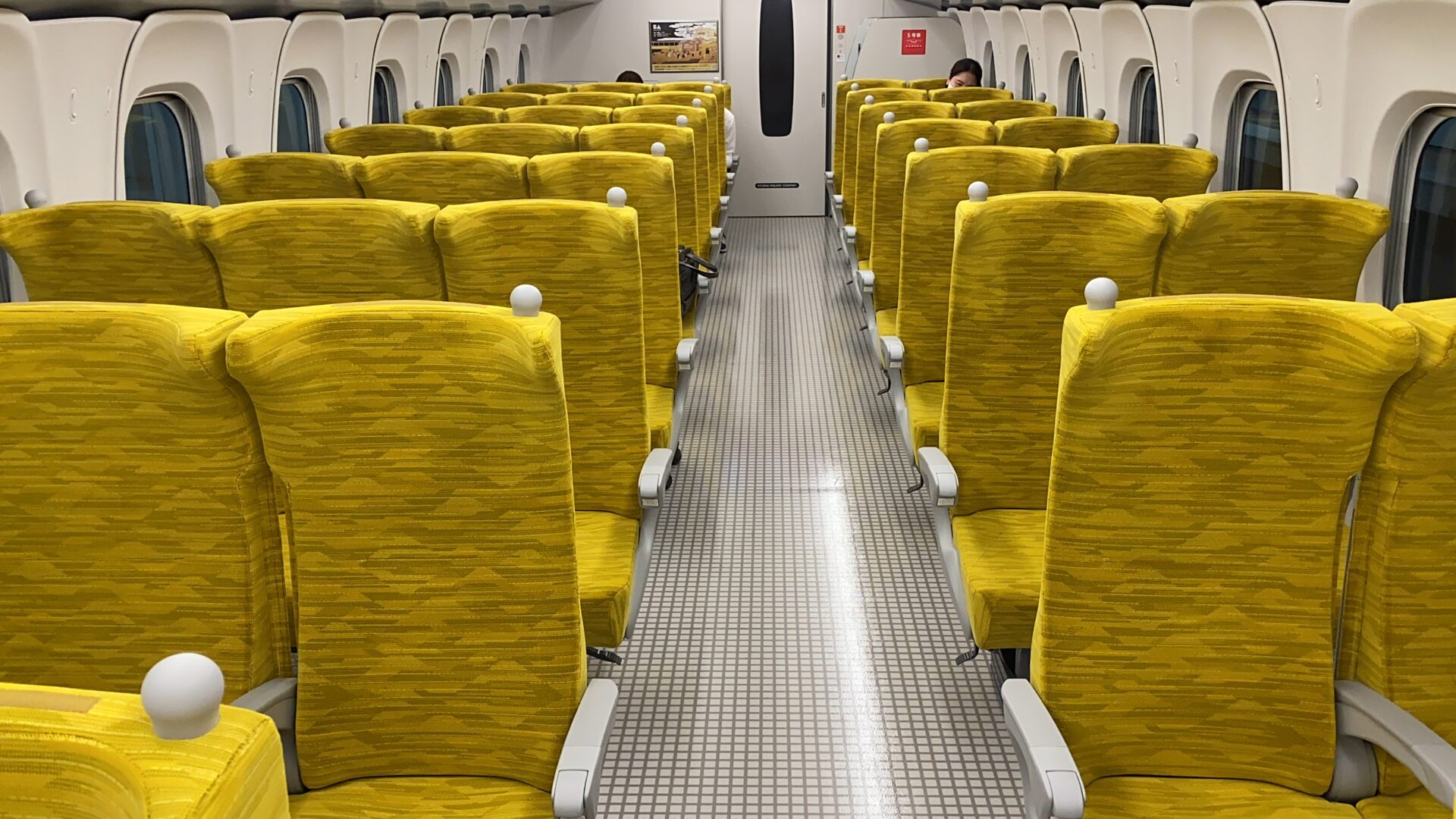 西九州新幹線 かもめN700S系 車内を徹底解説 普通車自由席は2＋3の配列