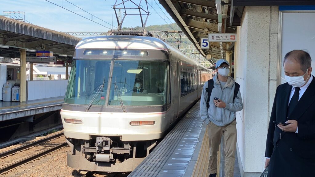 南大阪線・吉野線の特急座席は2系統