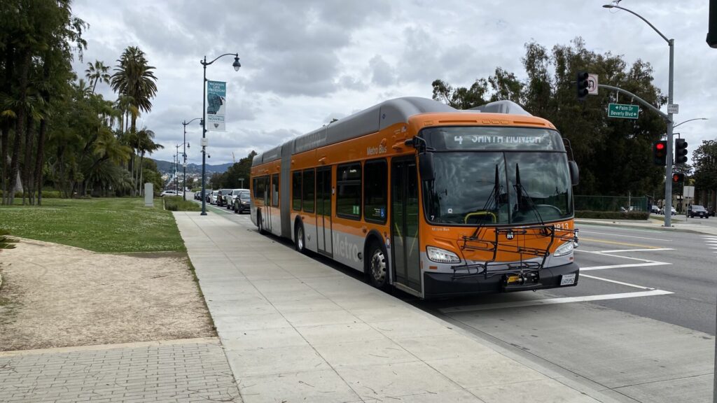 ロサンゼルスでの移動手段は圧倒的にバスがオススメ