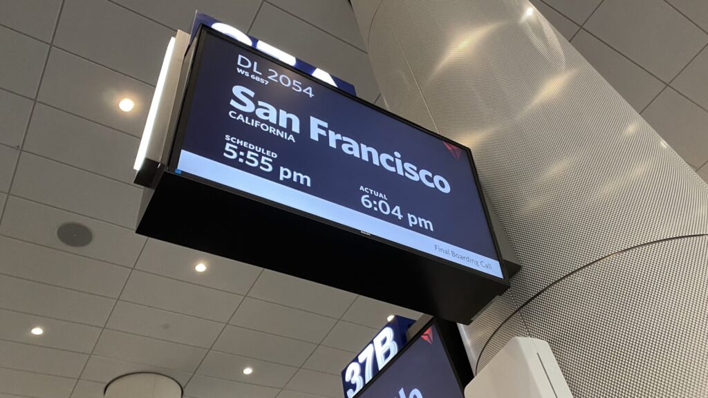 デルタ航空でロサンゼルスからサンフランシスコへ移動