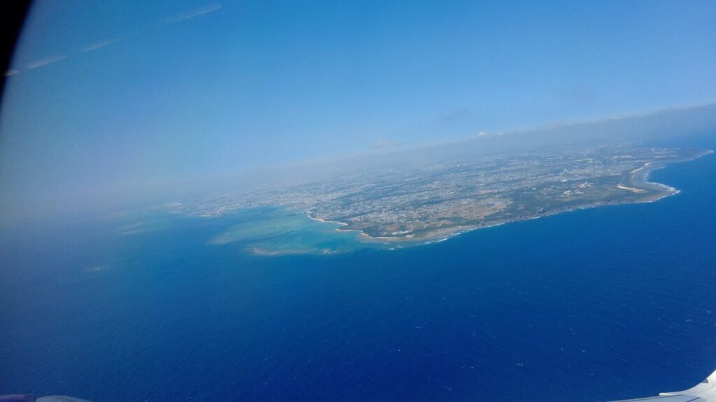 沖縄本島を飛び越え南からアプローチ