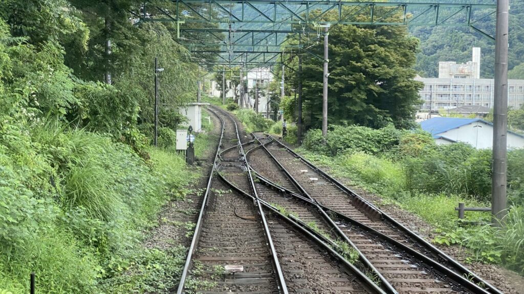 箱根登山鉄道に乗り換えて箱根湯本へ