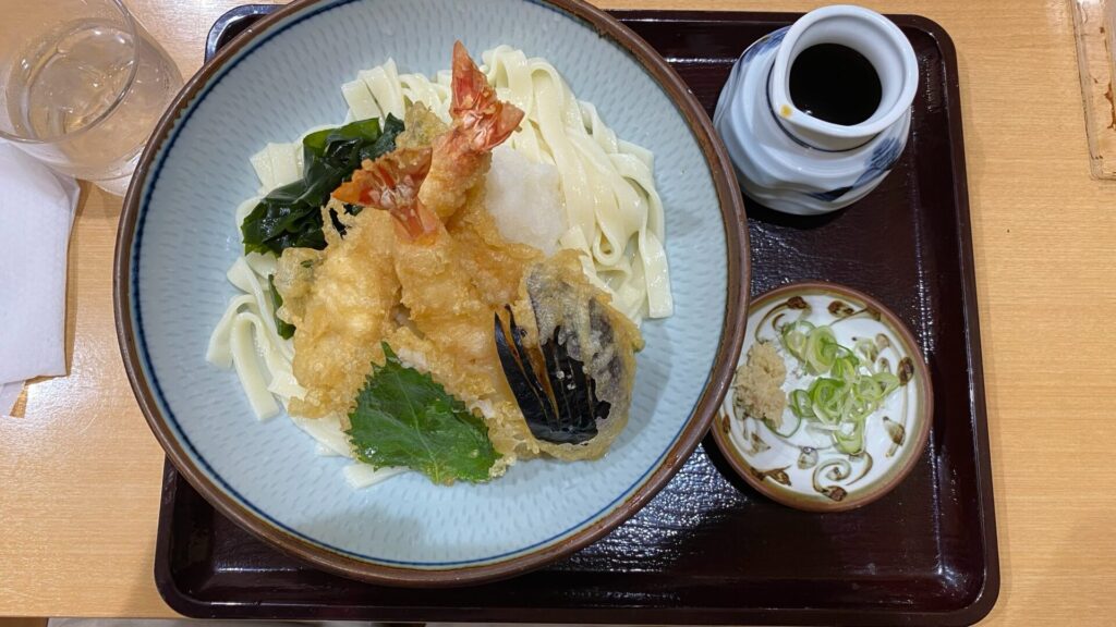 名古屋で手軽に食べられるグルメ・きしめん