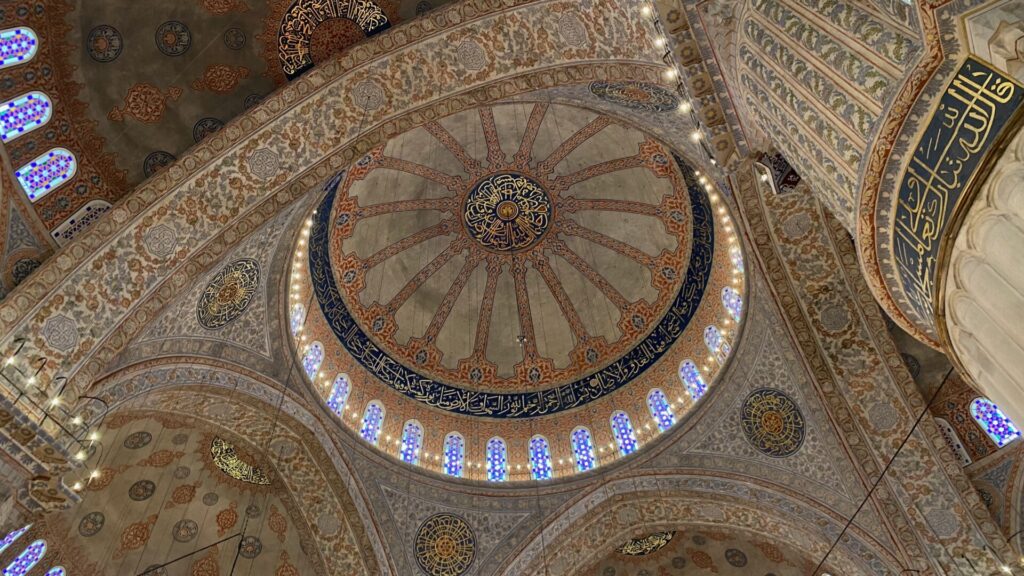 スルタンアフメット・モスク（Sultan Ahmet Camii） 通称「ブルーモスク」