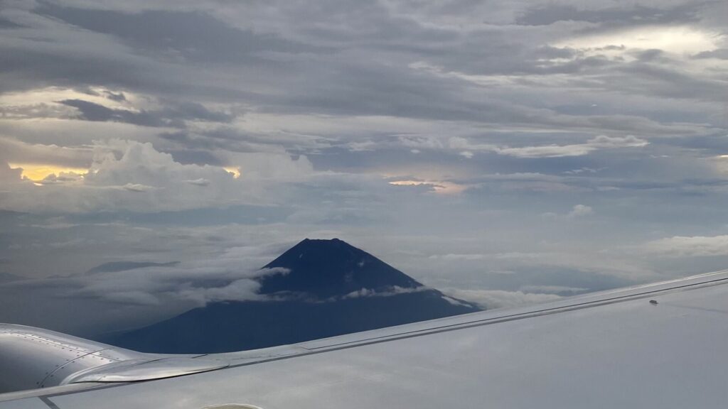 ANA便で成田空港から中部国際空港・セントレアへ