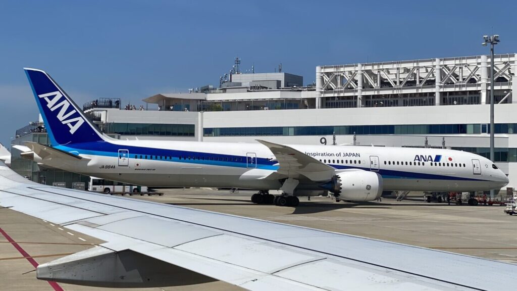 国内線に投入されたANA B787-10の機内を詳しく解説