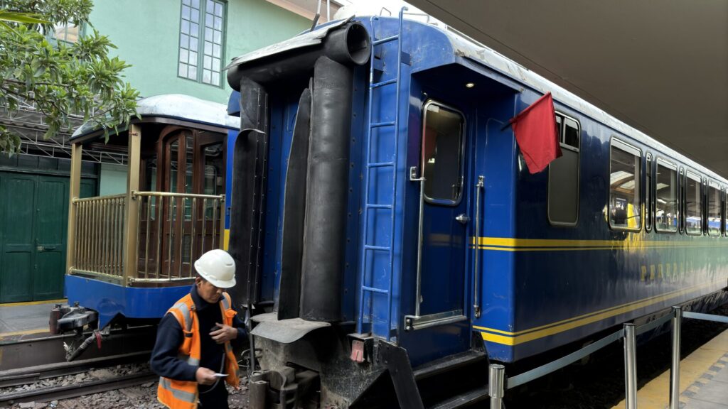 マチュピチュ行きの列車に乗るがまさかの…