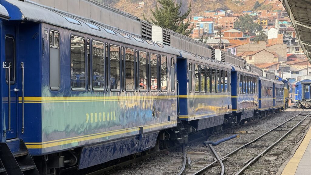 マチュピチュ行きの列車に乗るがまさかの…